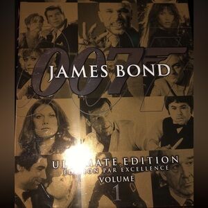 007 James Bond ultimate edition volume 1